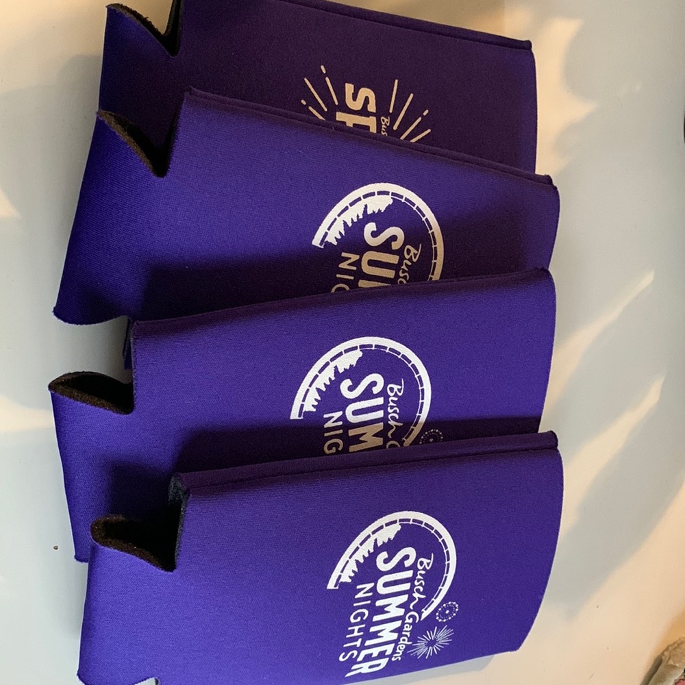 Set of can/bottle holders